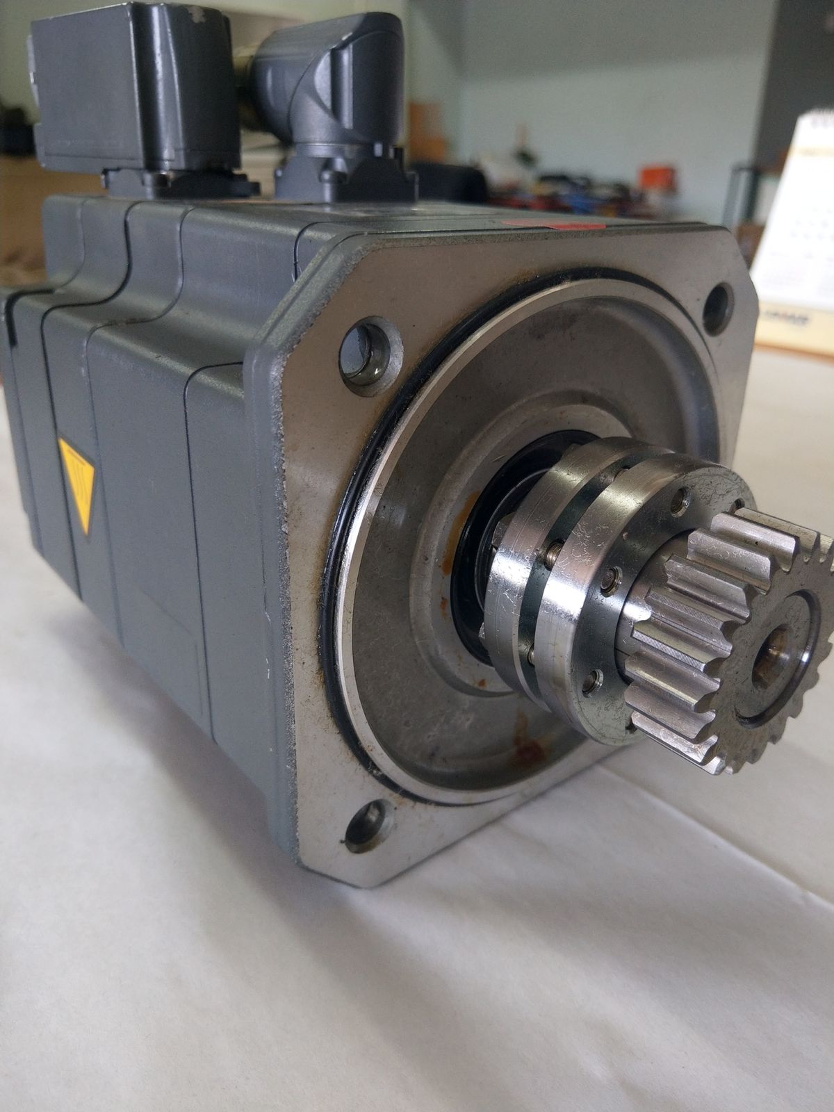 SİEMENS SERVO MOTOR
