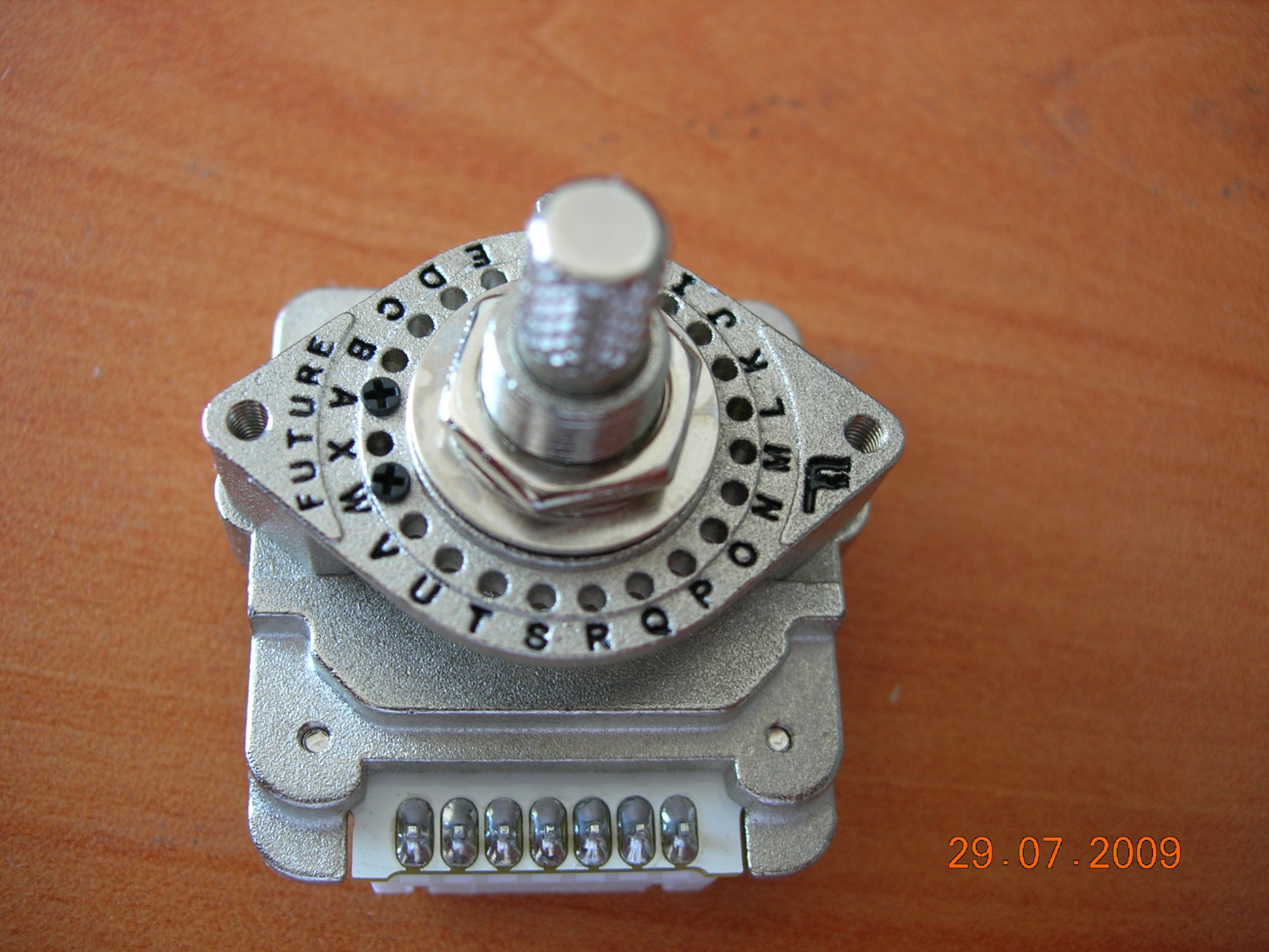 01-J  CNC Mod Anahtarı