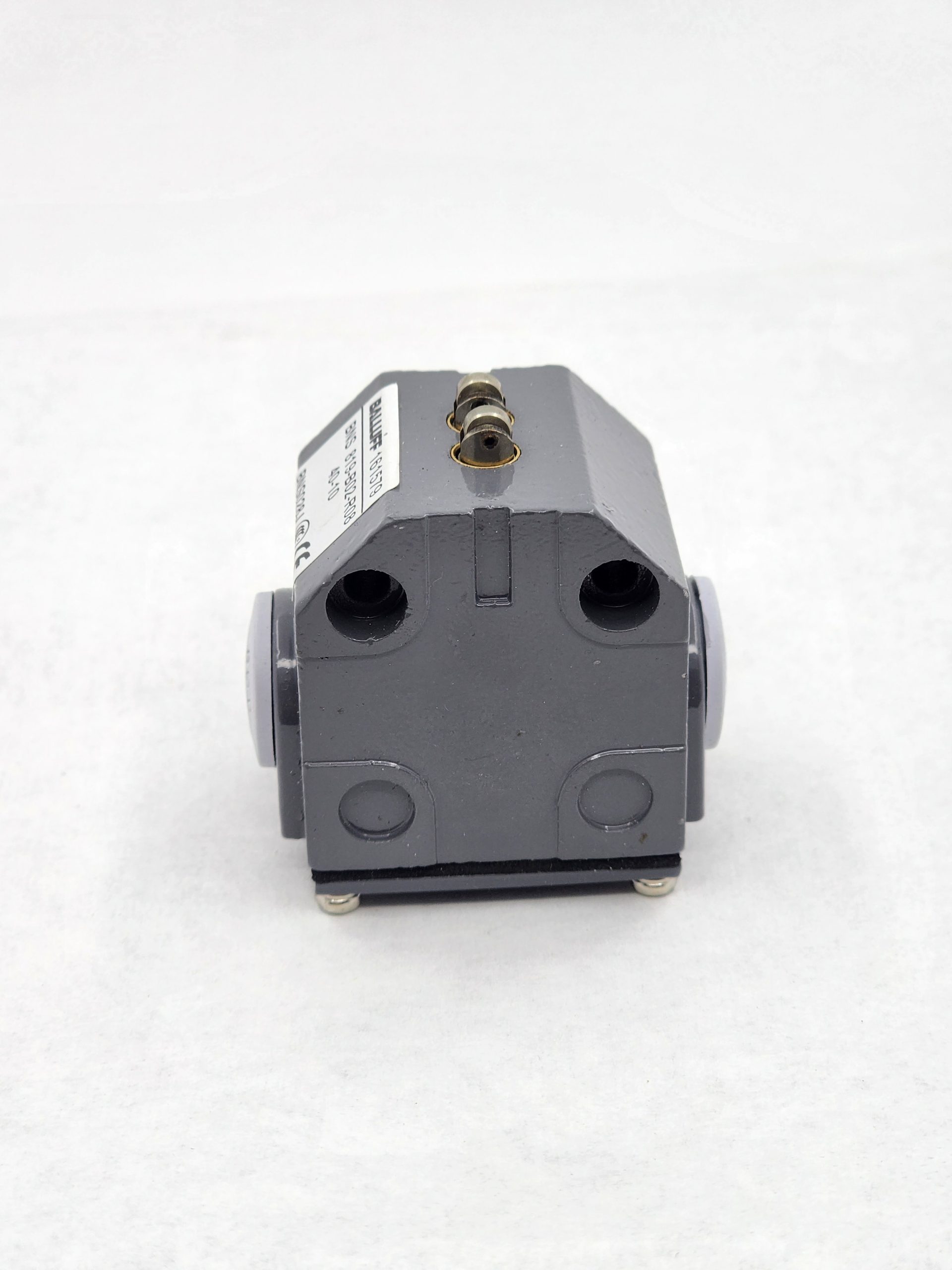 BNS 819 B02 R08 40-10.  BALLUFF Eksen Switchi